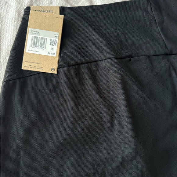 Nike skirt - Picture 4 of 4